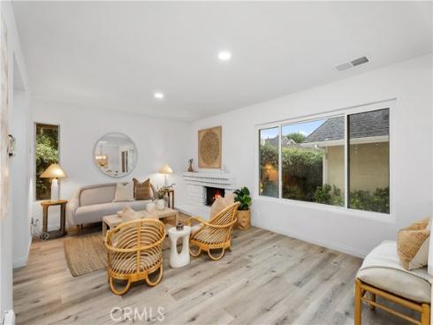 16 E Yale Loop #28 , Irvine, CA