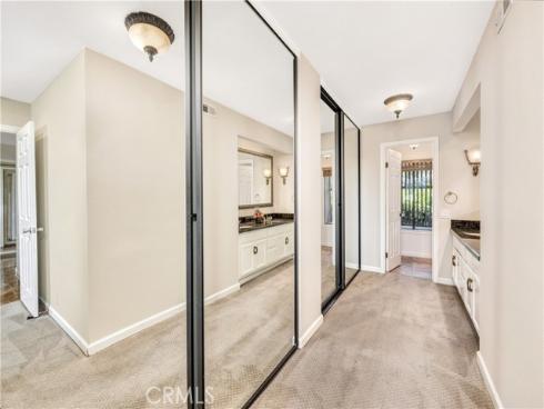 3 Palos 51 , Irvine, CA