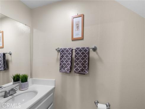 311 Falcon Creek , Irvine, CA