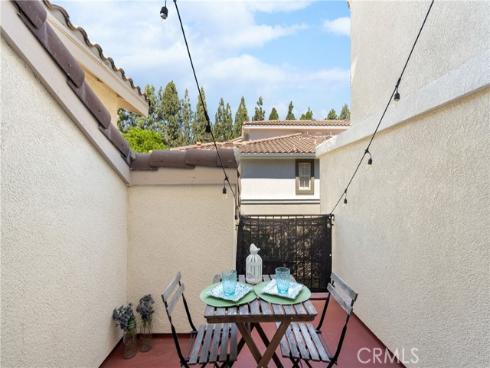 311 Falcon Creek , Irvine, CA