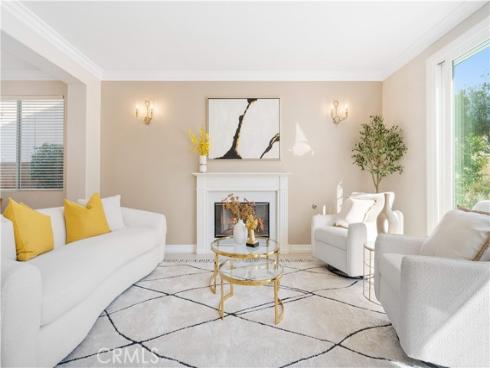 21 National Place , Irvine, CA