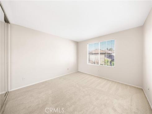 21 National Place , Irvine, CA