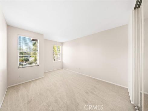 21 National Place , Irvine, CA