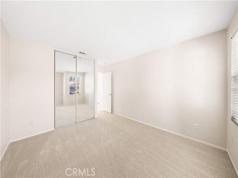 21 National Place , Irvine, CA