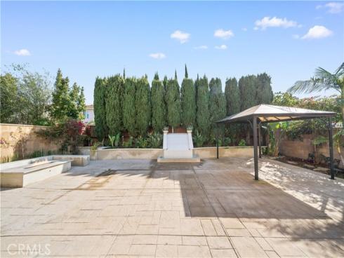 21 National Place , Irvine, CA