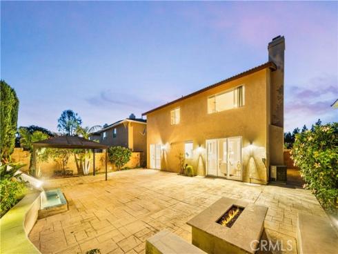 21 National Place , Irvine, CA