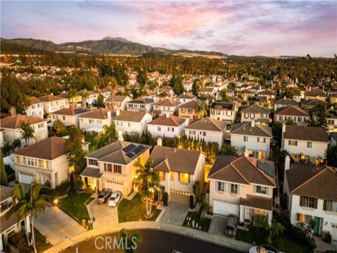 21 National Place , Irvine, CA