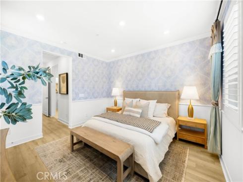 102 culture , Irvine, CA