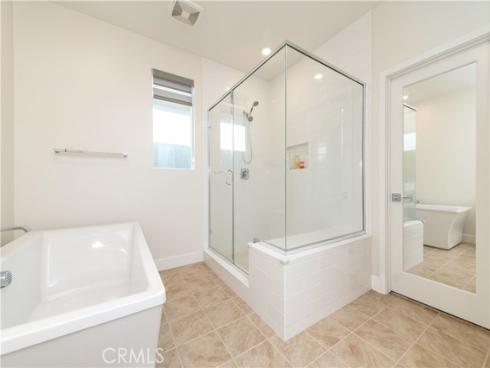 200 Zawn , Irvine, CA