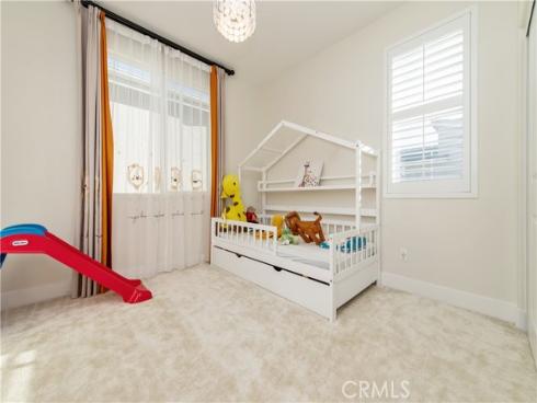 200 Zawn , Irvine, CA