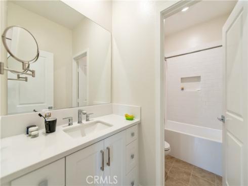 200 Zawn , Irvine, CA