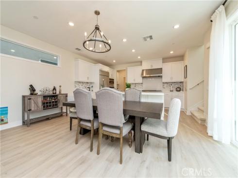 200 Zawn , Irvine, CA