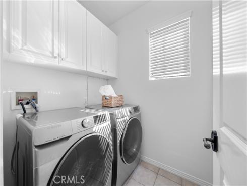 26 Twin Gables , Irvine, CA