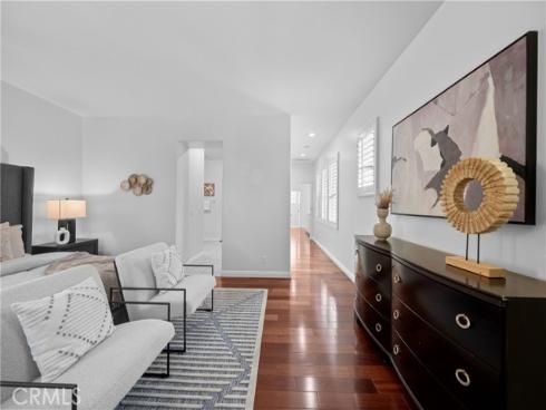 26 Twin Gables , Irvine, CA