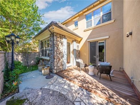 26 Twin Gables , Irvine, CA