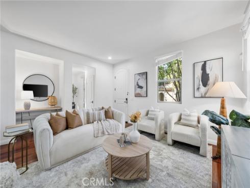 26 Twin Gables , Irvine, CA