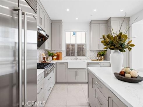 106 Albero , Irvine, CA