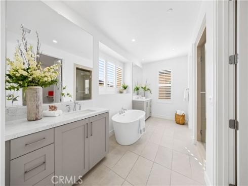 106 Albero , Irvine, CA