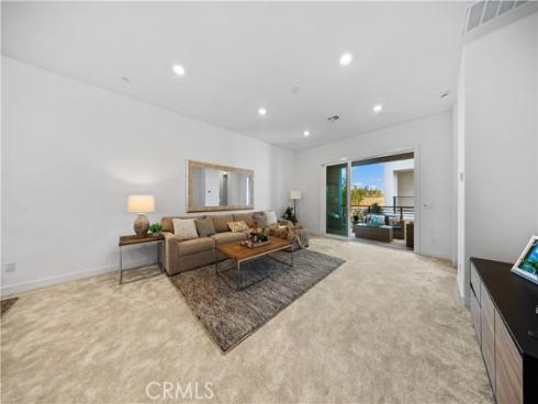 118 Abacus , Irvine, CA