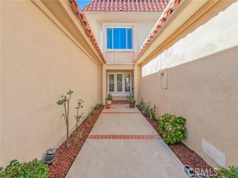 16 Palmento , Irvine, CA