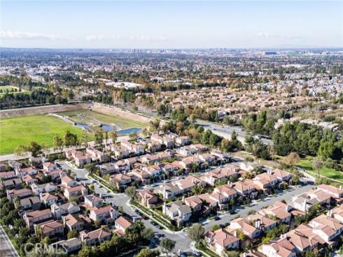 34 Great Lawn , Irvine, CA