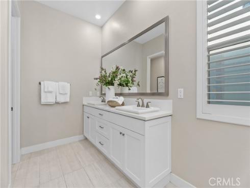 110 Spiral , Irvine, CA