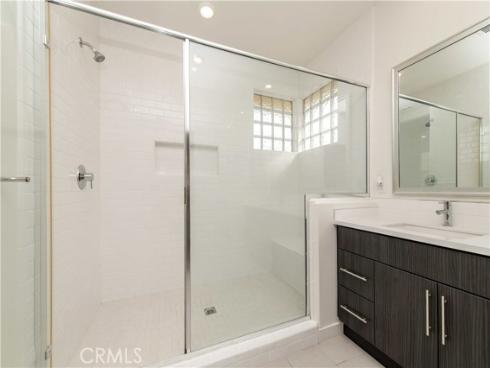 111 Newall , Irvine, CA