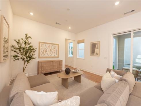 317 Sora , Irvine, CA