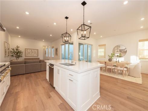 317 Sora , Irvine, CA