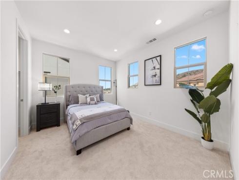 168 Somera , Irvine, CA