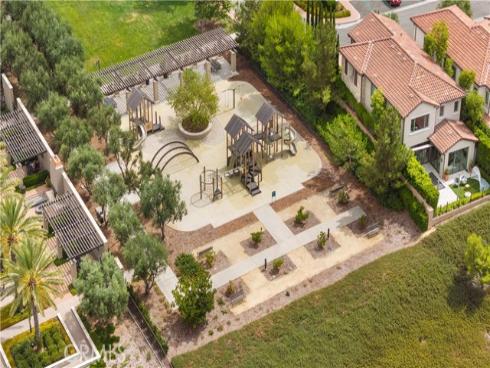 168 Somera , Irvine, CA