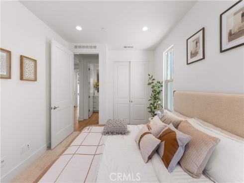 168 Somera , Irvine, CA