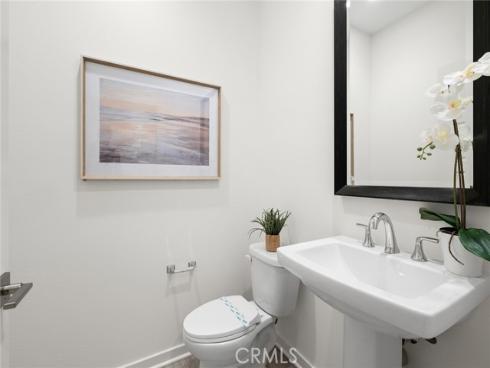 118 Modjeska , Irvine, CA