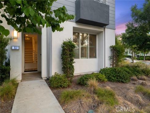 118 Modjeska , Irvine, CA