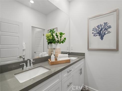 118 Modjeska , Irvine, CA