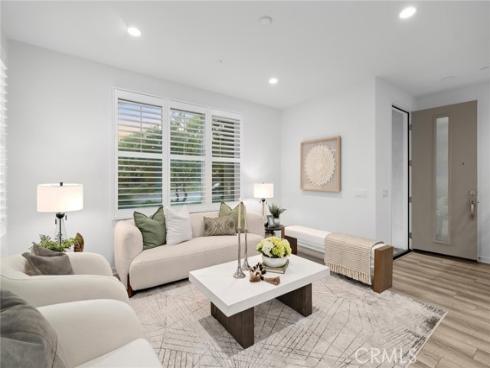 118 Modjeska , Irvine, CA