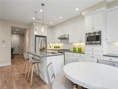 127 Annuals , Irvine, CA