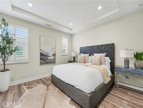 127 Annuals , Irvine, CA