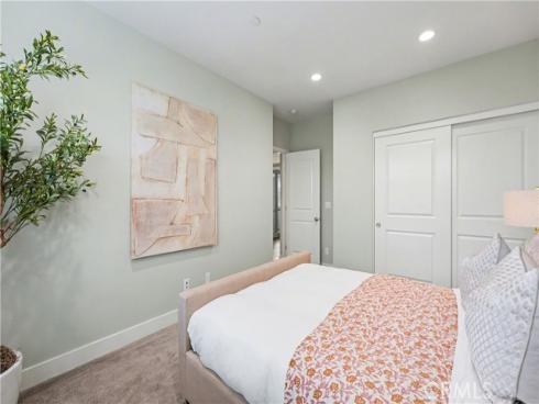 127 Annuals , Irvine, CA