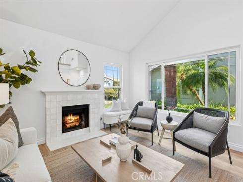 76 Racing Wind , Irvine, CA