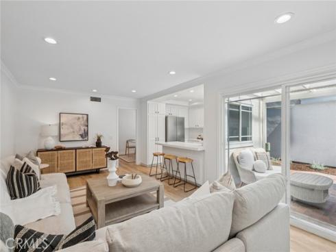 76 Racing Wind , Irvine, CA