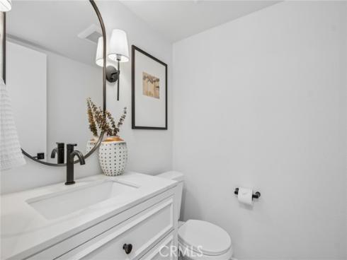 76 Racing Wind , Irvine, CA