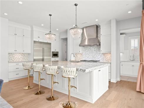 85 Spacial , Irvine, CA