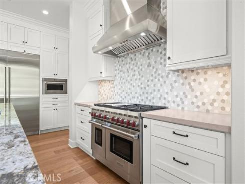 85 Spacial , Irvine, CA