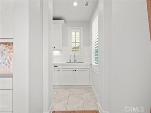 85 Spacial , Irvine, CA