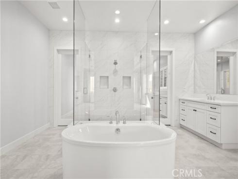 85 Spacial , Irvine, CA