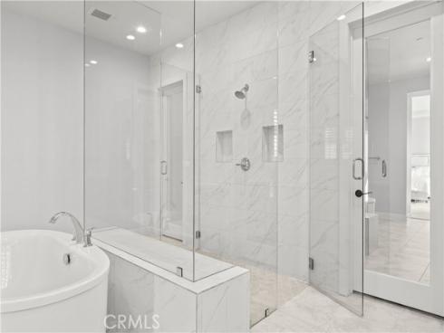 85 Spacial , Irvine, CA