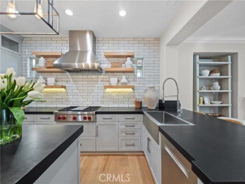 30  Shade Tree  , Irvine, CA