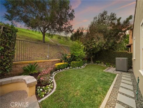 30  Shade Tree  , Irvine, CA