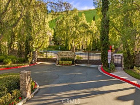 30  Shade Tree  , Irvine, CA